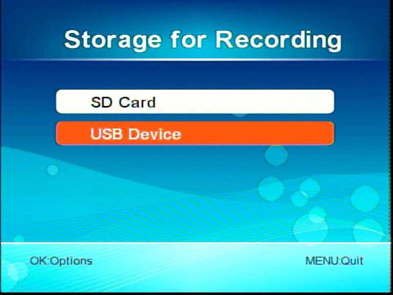 Kolejnym krokiem będzie wskazanie nośnika (MENU główne -> opcja System -> Storage for recording), a następnie jego sformatowanie zainstalowanego nośnika (MENU główne -> System -> Format SD/USB). 3.