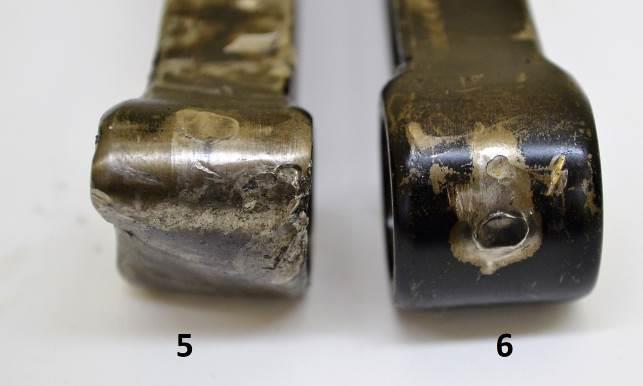 Podobny mechanizm niszczenia wystąpił także z wkrętem stabilizującym usytuowanym między uszami zawieszenia korbowodów nr 2 i 3.