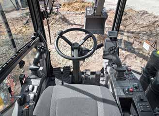 Wydajne środowisko Koparka EWR150E jest wyposażona w najlepszą w branży kabinę Volvo, która oferuje znakomitą widoczność i bezpieczeństwo operatora podczas pracy.