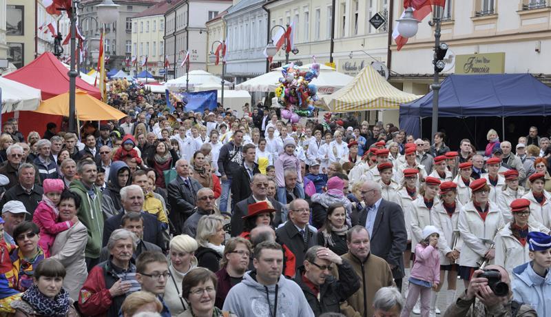 NAJWAŻNIEJSZE CYKLICZNE IMPREZY KULTURALNE Wschód Kultury - Europejski Stadion Kultury