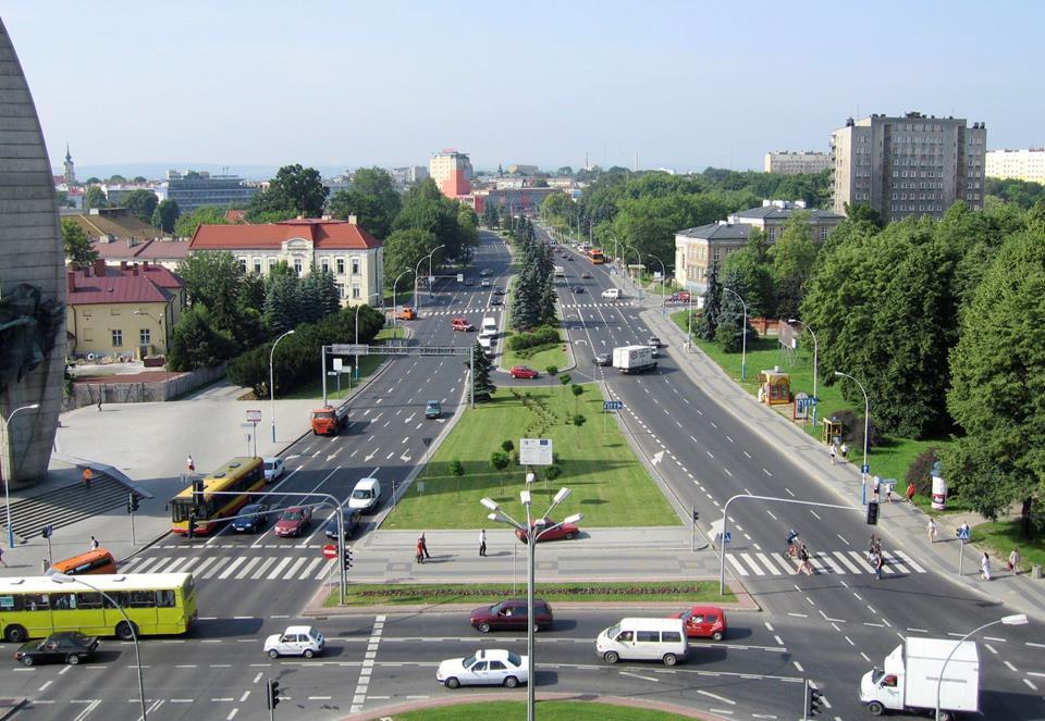 RZESZÓW W WYBRANYCH KONKURSACH I RANKINGACH Z badań przeprowadzonych przez specjalistów wynika, że w Rzeszowie jeździ się najlepiej.