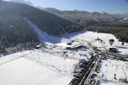 Wyjazd narciarski jednodniowy Zakopane ze Śląska Symbol oferty: 151/111 Państwo: Region: Miasto: Transport: Profil wyjazdu: Wyżywienie: Zakwaterowanie: Wyposażenie: Polska Małopolska Zakopane Autokar