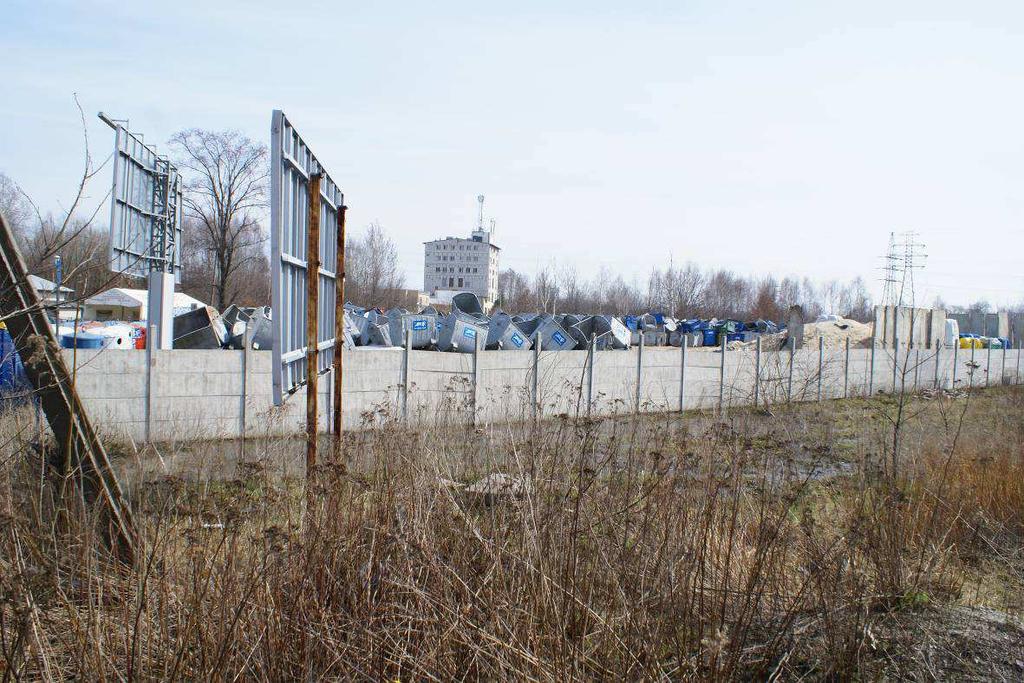 Fotografia 19 Teren należący do zakładu