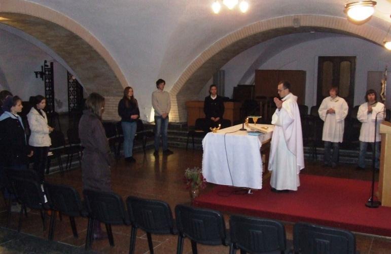 Zaproszeni na niego byli uczestnicy Zdjęcie: Oleg Stelmakh Piękno stylu kościoła św. Mikołaja, niestety, ciągle nieoddanego, niezmiennie zachwyca i skłania do modlitwy.