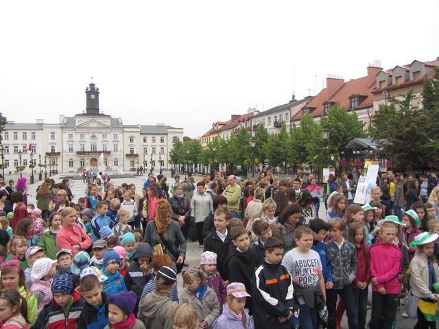 Edukacja ekologiczna podczas imprez jest rodzajem społecznej komunikacji, w której chodzi o