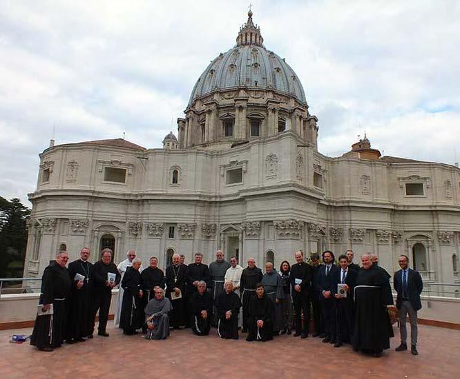 WYDARZENIA 14 Uczestnicy spotkania w penitencjarii Seraphicum: święto wydziału Elisabetta LO IACONO, biuro prasowe Seraphicum; Fot. fr. Franciszek CZARNOWSKI OFMConv W dniu 14 marca 2017 r.