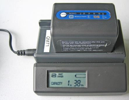 10.4 Ogólne zasady użytkowania akumulatorów jonowych W przypadku nie korzystania z urządzenia przez dłuższy czas należy wyjąć z niego akumulator i przechowywać go oddzielnie.