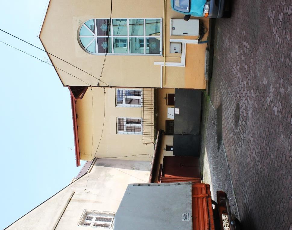 Fotografia 7 Budynek Urzędu Miejskiego w Pilźnie (wejście od strony ul.