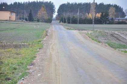 Po wiosennym przeglądzie stanu technicznego dróg gminnych, wyłoniony w drodze przetargu wykonawca zajmie się ich naprawą. Na rok 2011 znalazła się również kwota 40 tys.