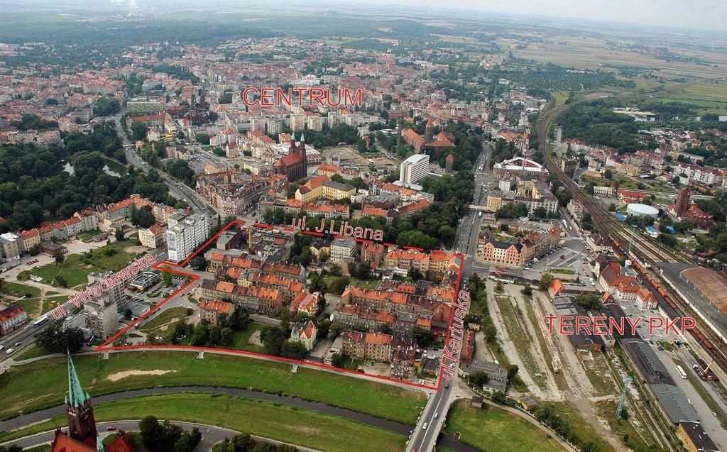 WPROWADZENIE Projekt, który miasto Legnica zgłasza do konkursu Top Inwestycje Komunalne 2013, nosi nazwę Odnowa zdegradowanych obszarów miejskich w rejonie ul. H.