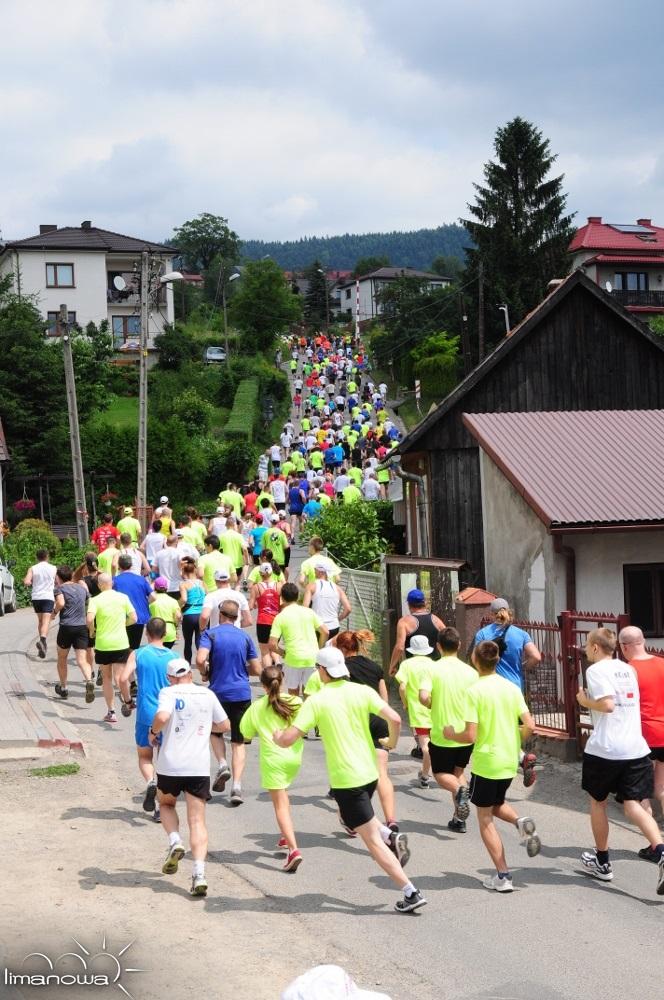 Portal 'Biegi Górskie': "Solidnie zorganizowany, już kultowy bieg. Świetna rywalizacja i zabawa.