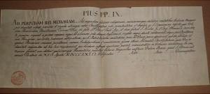 Powstanie Kościoła w Chmielnie datuje się na połowę XIII wieku. Był on wtedy jednym z 65 kościołów istniejących w rozległym archidiakonacie pomorskim należącym do diecezji włocławskiej.