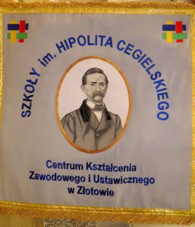 Nowa chorągiew szkolna po wyhaftowaniu główny "aktor" uroczystości [1] To bardzo interesujący przykład dbania