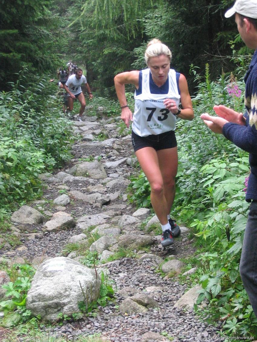 Wiadomości Piątek, 28 czerwca 2013 Izabela Zatorska otrzyma tytuł Przyjaciel Miasta IZABELA ZATORSKA - to najbardziej utytułowana polska biegaczka górska, uważana za prekursorkę tej pięknej