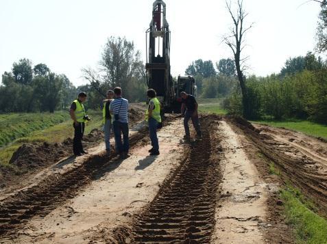 mieszania gruntu z twardniejącą zawiesiną