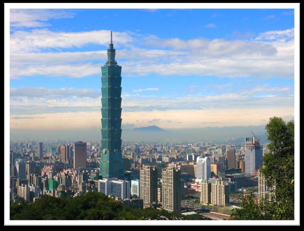 Najwyższe drapacze chmur Taipei 101 Drapacz chmur z najszybszymi na świecie windami (wjeżdżają z prędkością ponad 60 km/godz., na dodatek są piętrowe!).