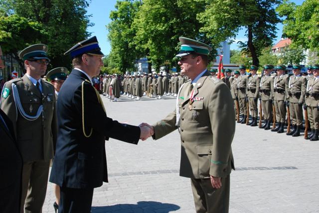 Złoty medal Za zasługi dla Pożarnictwa, z rąk Starosty Kętrzyńskiego Pana Tadeusza Mordasiewicza i Komendanta Wojewódzkiego Państwowej Straży Pożarnej starszego brygadiera Jana Słupskiego, odebrał