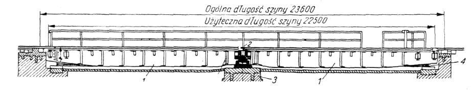 zapewniona jest ciągłość pola widzenia jezdni oraz płynność i brak wzrokowych złudzeń deformacji jej krawędzi na odległości nie mniejszej niż 300 m przy prędkości projektowej 120 km/h oraz nie