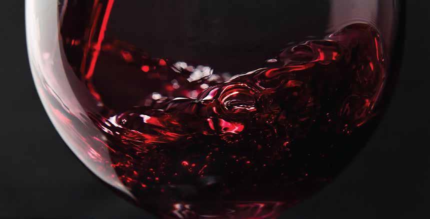 Kindzmarauli Wino czerwone, półsłodkie ქინძმარაული წითელი ნახევრადტკბილი Kindzmarauli - najwyższej jakości wino czerwone, półsłodkie o kontrolowanej nazwie pochodzenia.
