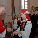 W dowód wdzięczności za 15 lat przygotowywania liturgii Niedzieli Palmowej w skansenie oraz za zasługi dla Muzeum, Marszałek Województwa Mazowieckiego przyznał duchownemu medal Pro Masovia, najwyższe