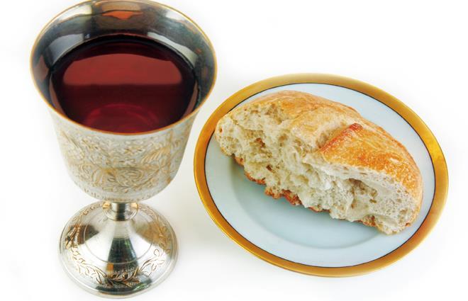 Ten chleb - z jednej strony - i ciało Jezusa - z drugiej - są dwoma obiektami o naturze radykalnie odmiennej.