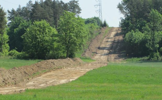 Rys. 3. Poglądowy schemat zagospodarowania pasa montażowego - tereny leśne Jak przebiega budowa gazociągu?