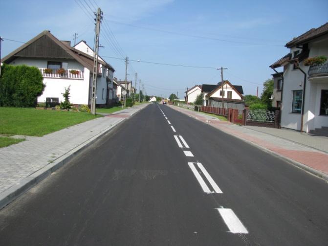 chodników w ciągu ul. Wojska Polskiego, ul. Powstańców, ul. Szemrowickiej i ul.