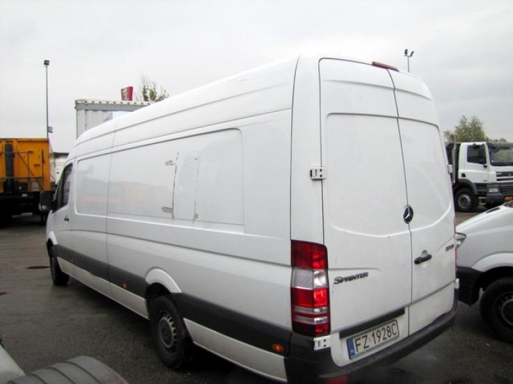 strona 9