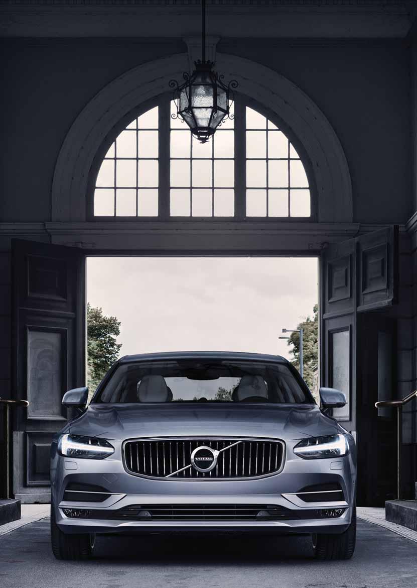 VOLVO S90