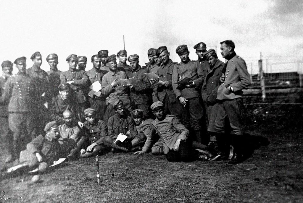 Szczypiorno Obóz dla internowanych legionistów w podkaliskim Szczypiornie, w którym znalazł się kapral Biernacki wraz z kolegami, po odmowie złożenia przysięgi braterstwa