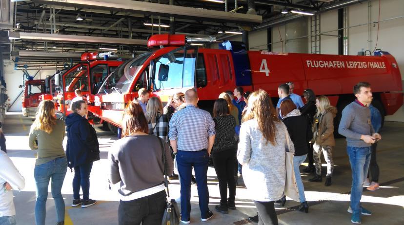 Flughafen Leipzig-Halle KIERUNKU TURYSTYKA I REKREACJA Port lotniczy