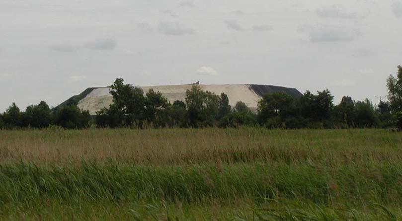 Rys.7: Kruszywo Pollytag Składowisko fosfogipsów w Wiślince istnieje od 1969r. na powierzchni 34 ha, zgromadzono na nim ok. 16,0 mln ton odpadów (co odpowiada ok. 7,0 mln m ³).
