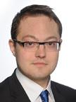 GRZEGORZ PIZOŃ Senior Associate, Doradca Regulacyjny, EY Law Specjalizuje się w prawie publicznym, ze szczególnym uwzględnieniem prawa energetycznego, prawa ochrony środowiska i prawa konkurencji.