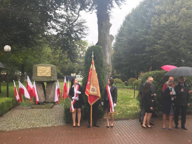 Przez całe 70 lat istnienia szkoły jest ona ściśle powiązana z energetyką.