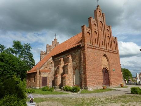 Jabłowo Kościół parafialny p.w. Świętego Wawrzyńca Kościół parafialny p.w. Św. Wawrzyńca został zbudowany w XIV w.