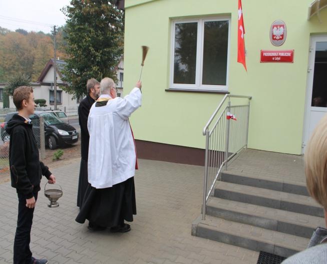 Termomodernizacja budynku Gimnazjum w Dobrzycy wraz z