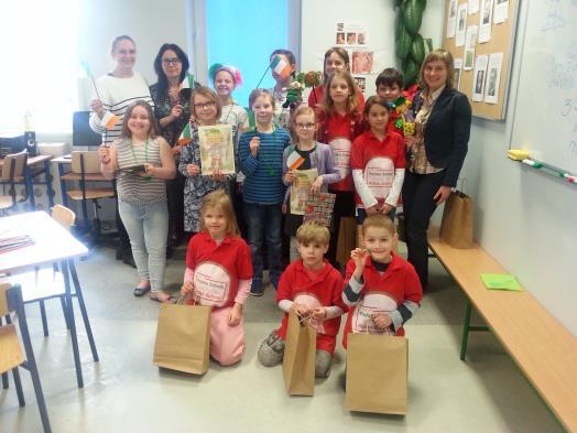 Polsko-irlandzkie warsztaty literackie Przyjaźń Spotkaliśmy się rok temu podczas wspólnych działań w projekcie Nasza Mała Biblioteka.