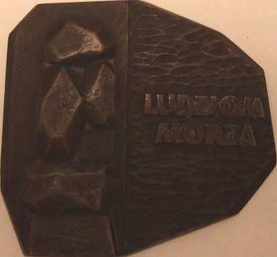 mm Ludziom morza. Projekt, model, wykonanie - Józef Kawecki - 1968.