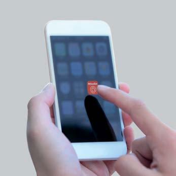 Aplikacja Miele@mobile Aplikacja Miele@mobile oferuje możliwość sterowania w szybki i wygodny sposób wszystkimi sieciowymi urządzeniami domowymi Miele za pomocą smartfonu lub tabletu.