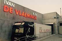 De Vlaeminck Ivan en Zoon ivan & zn DE VLAEMINCK vleesgroothandel Przedsiębiorstwo De Vlaeminck Ivan en Zoon jest rodzinną firmą mieszczącą się w Kaprijke, założoną w roku 1972 przez Ivana De