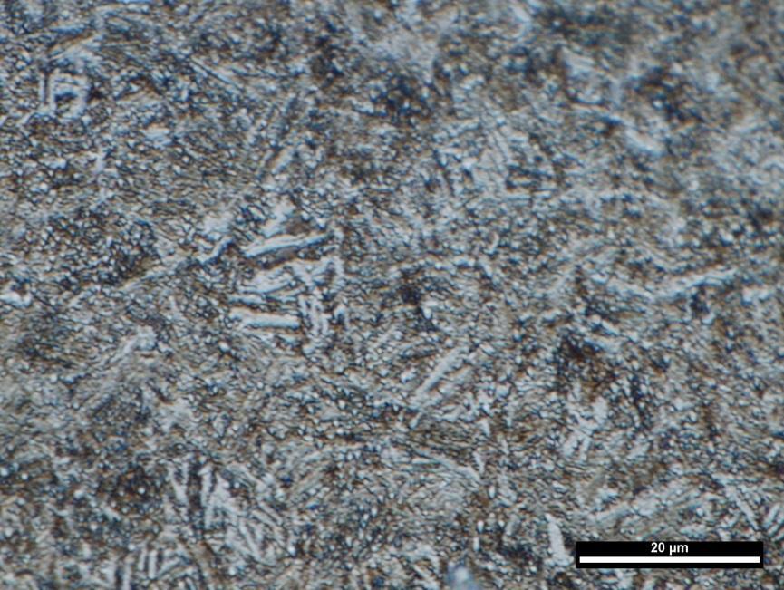 500x, czynnik traw. Nital. Rys. 39. Mikrostruktura stali NCMS po austenityzowaniu w temp.