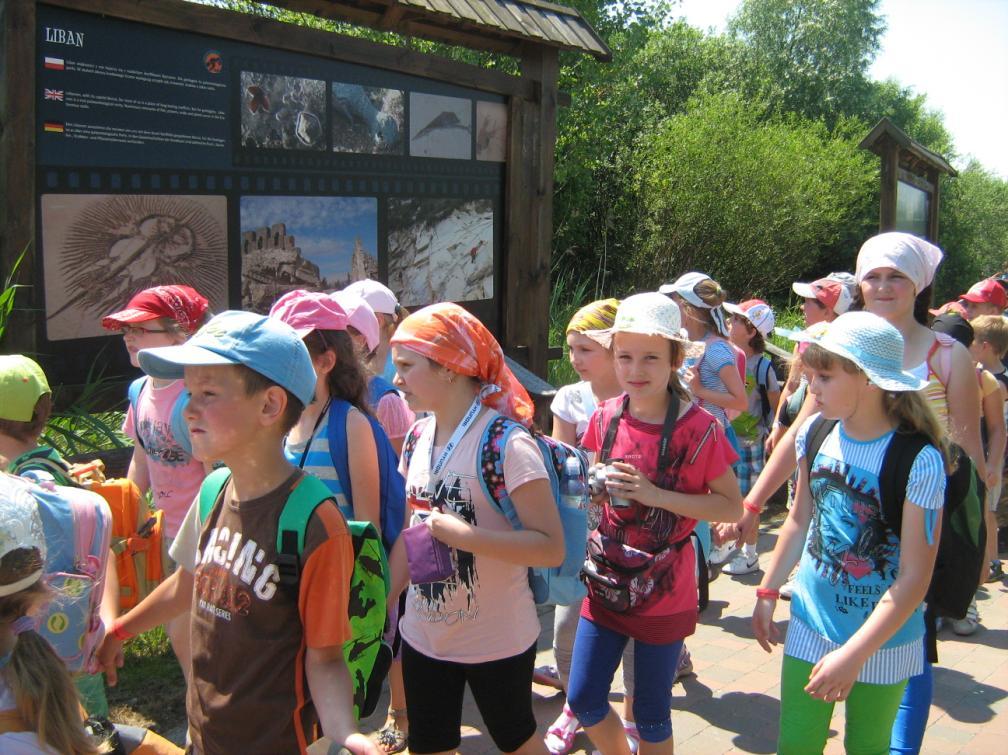 Podczas pobytu zwiedziliśmy pawilon paleontologiczny, w którym można było zobaczyć szczątki odkrytych dinozaurów.