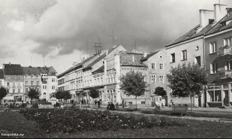 Fot.4. Bartoszyce Plac Konstytucji 3 Maja lata 1960-1970 r.
