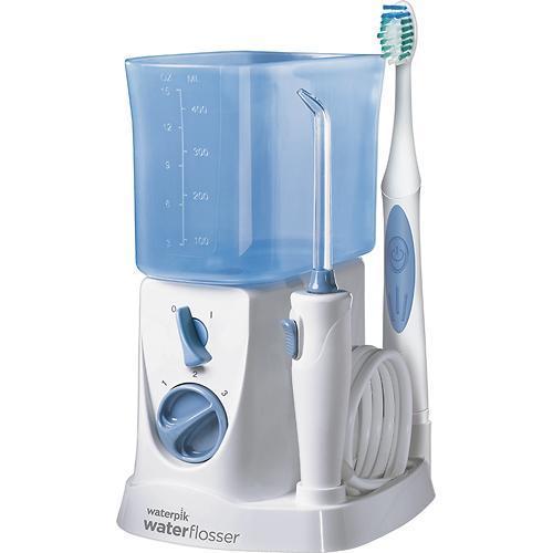 WATERPIK WP-700 INSTRUKCJA OBSŁUGI ZESTAWU IRYGATORA ZE SZCOTECZKĄ SONICZNĄ NALEŻY ZAPOZNAĆ SIĘ Z INSTRUKCJĄ PRZED ROZPOCZĘCIEM UŻYTKOWANIA PRODUKTU. ABY ZMNIEJSZYĆ RYZYKO PORAŻENIA PRĄDEM NALEŻY: 1.