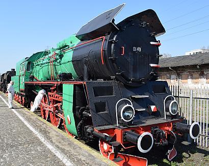 parowóz pośpieszny Pm2-34 Długość ze zderzakami 23,905 m Masa