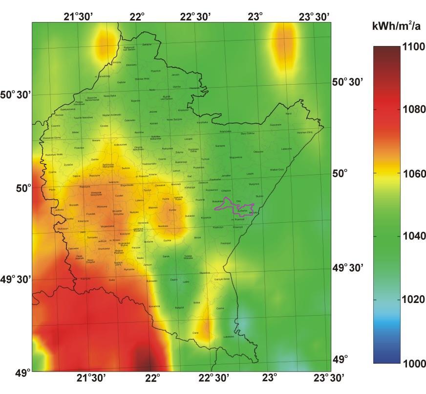 Mapa 14 Rozkład przestrzenny całkowitego nasłonecznienia rocznego na terenie województwa podkarpackiego Źródło: Baza OZE województwa podkarpackiego Potencjał techniczny, czyli taki który może być