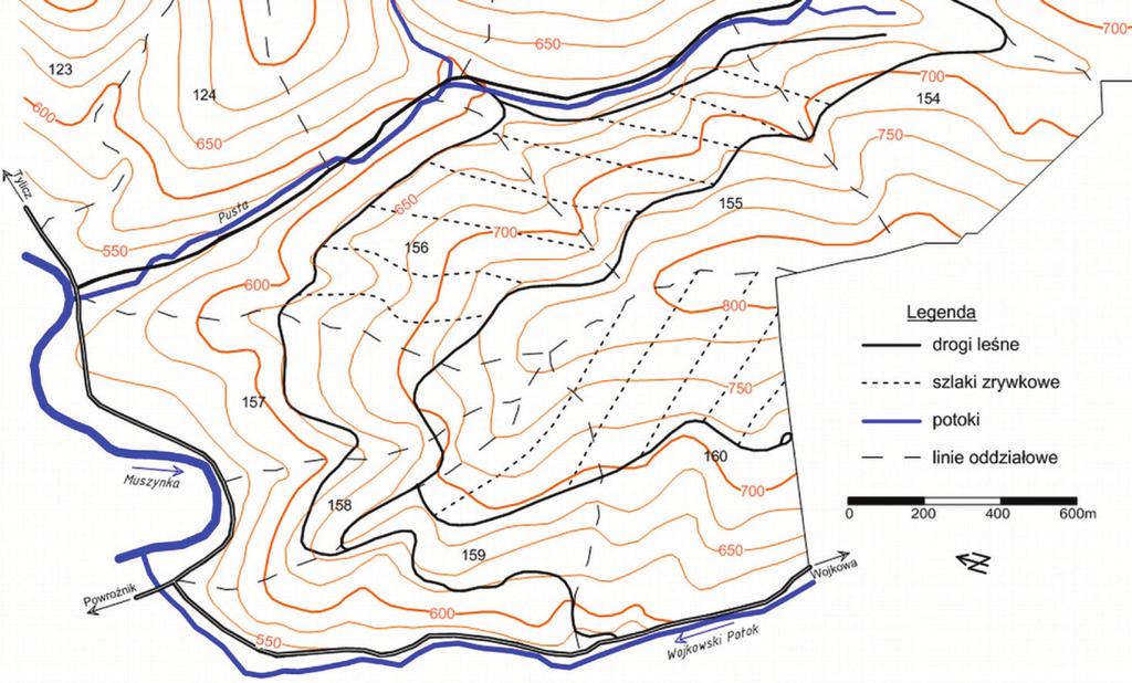 Józef Plewniak, Janusz Gołąb Rysunek 1. Fragment sieci komunikacyjnej w LZD Krynica-Zdrój. Figure 1. A fragment of forest communication network in the Forest Experimental Station in Krynica-Zdrój.