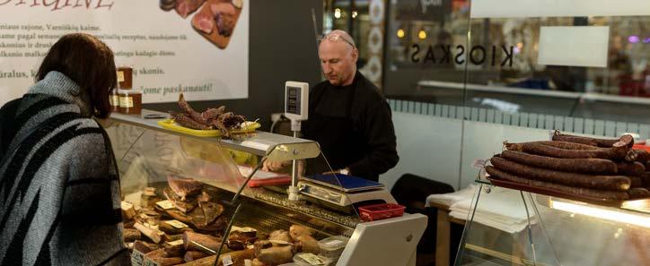 4. KADAGINĖ (WIEJSKIE PRODUKTY MIĘSNE) DELIKATESY PACHNĄCE LITEWSKIM WIEJSKIM DYMEM Godziny pracy: II-VII 9:00 15:00 Lokacja: 18A Walery reprezentuje tradycje swojej rodziny produkuje i sprzedaje