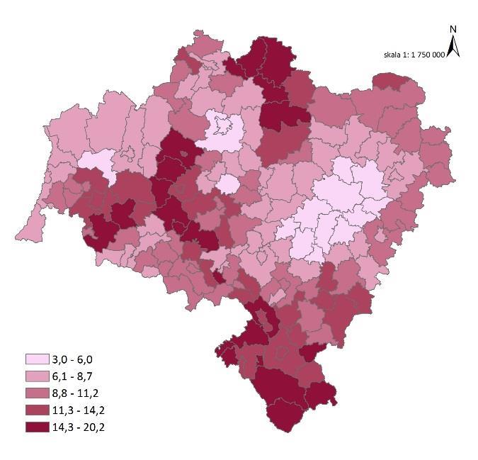 W 2013 roku udział bezrobotnych zarejestrowanych w liczbie ludności w wieku produkcyjnym na Dolnym Śląsku wyniósł 8,2%. Wartości powyżej średniej dla województwa odnotowano w 31% gmin (tj. 52 z 169).