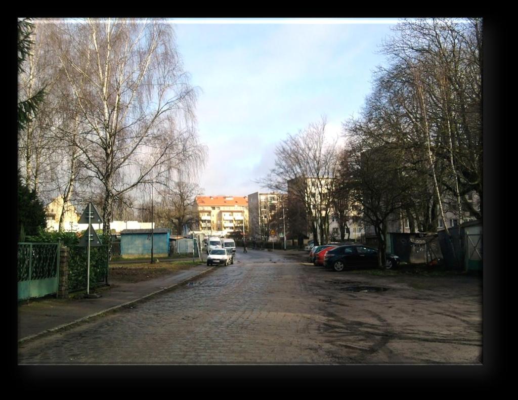 stare koszary z
